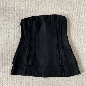 DISSH Elegant Black Strapless Blouse